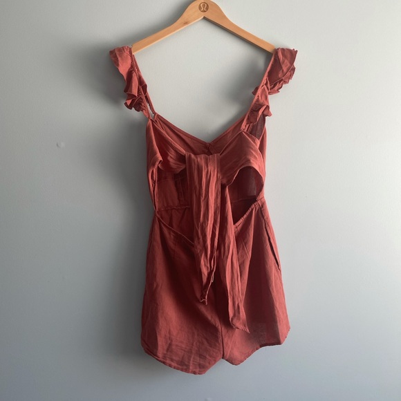 UO Linen Blend Romper - Picture 5 of 7